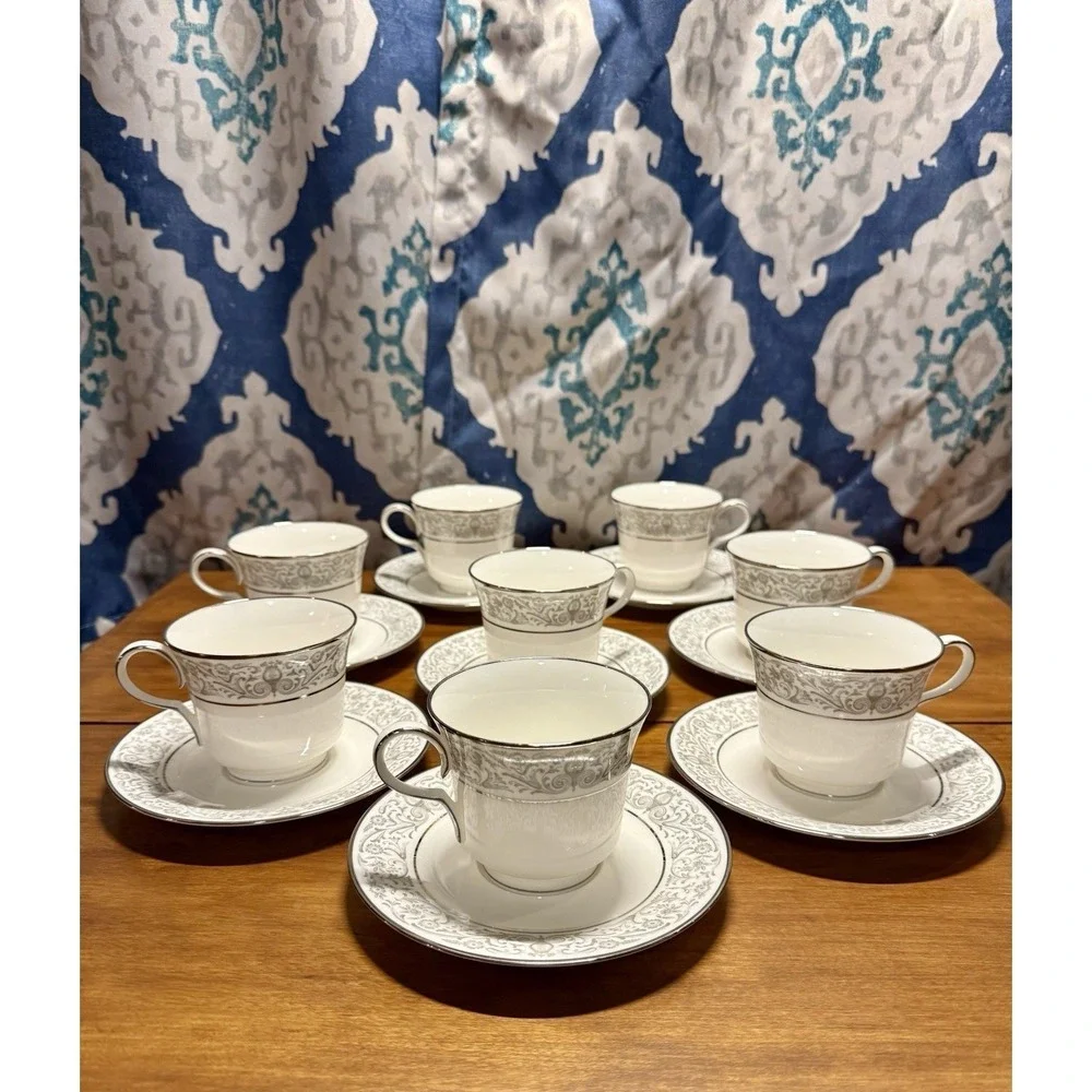 16‎ piece Noritake Canterbury Teacup & Saucer Grey Blue Floral Platinum Trim VTG